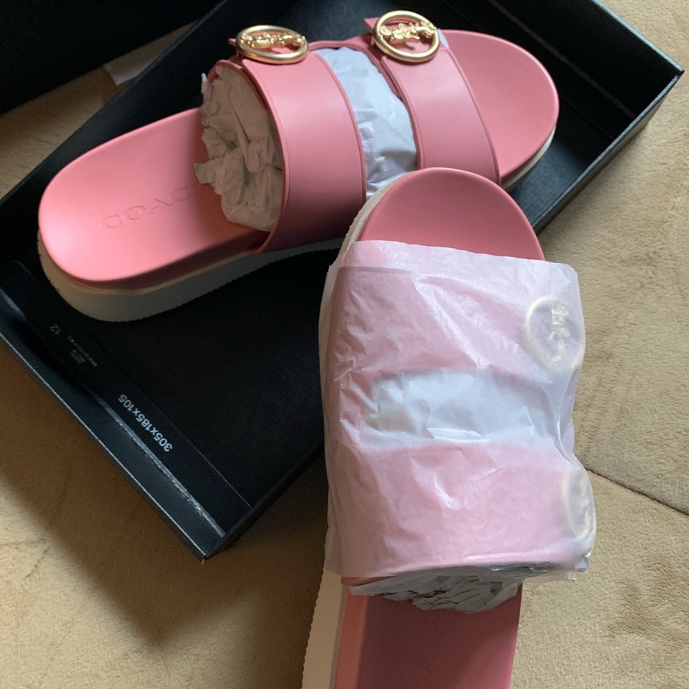 💞COACH GABLE LEATHER SANDAL💞